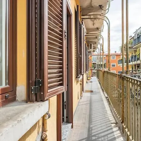 Nido A Due Passi Navigli-bocconi Appartement